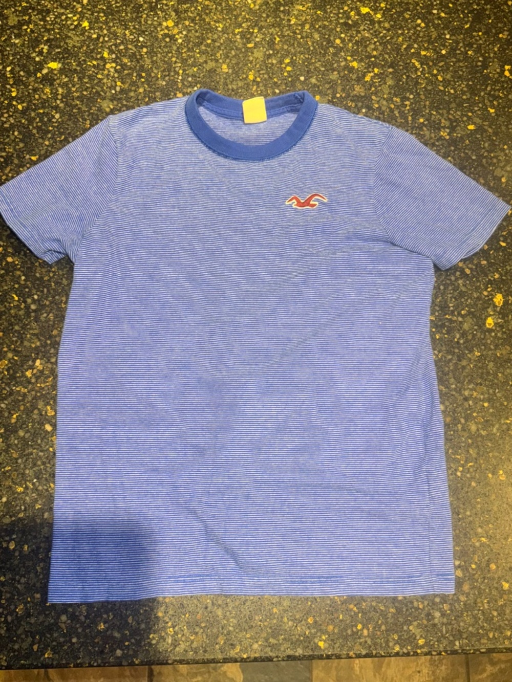 Hollister Men’s Medium Blue White Striped T Shirt Embroidered Logo